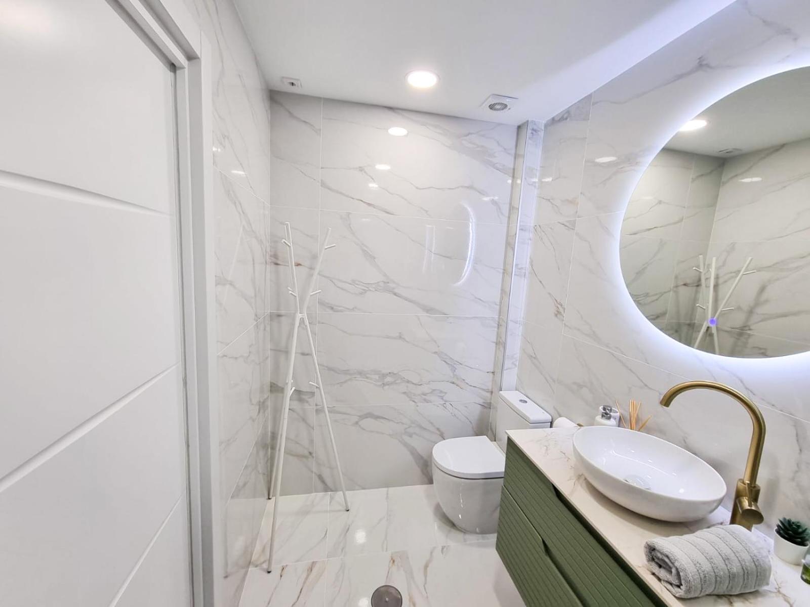 Spectacular Sea Views Torremolinos Apartment Exterior photo